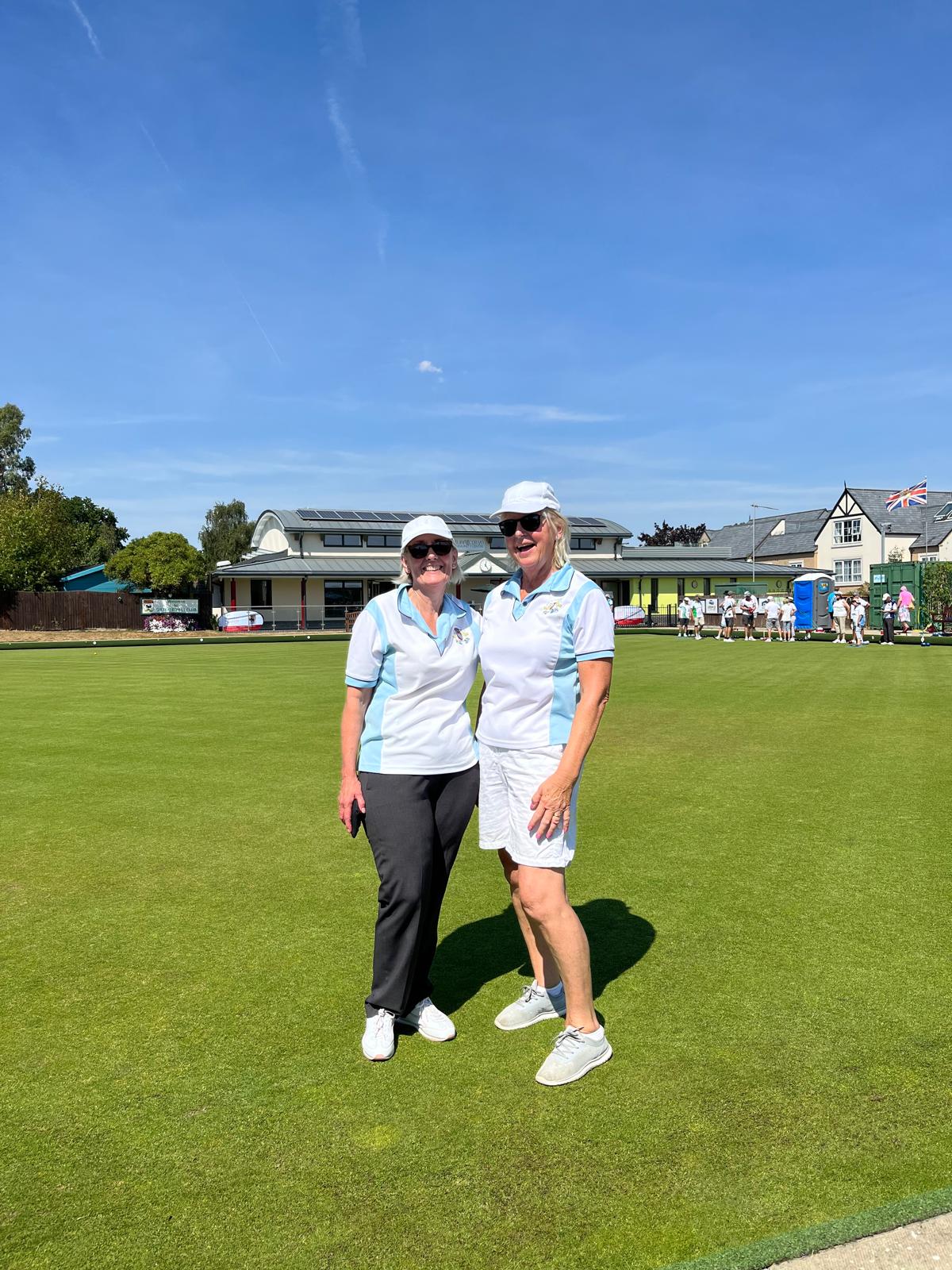 Happy bowlers at City Bowls